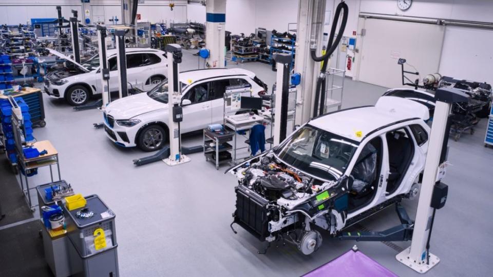 iX5 Hydrogen在BMW集團最先進的慕尼黑研發中心組裝，但車體架構還是由美國工廠製造提供。(圖片來源/ BMW)