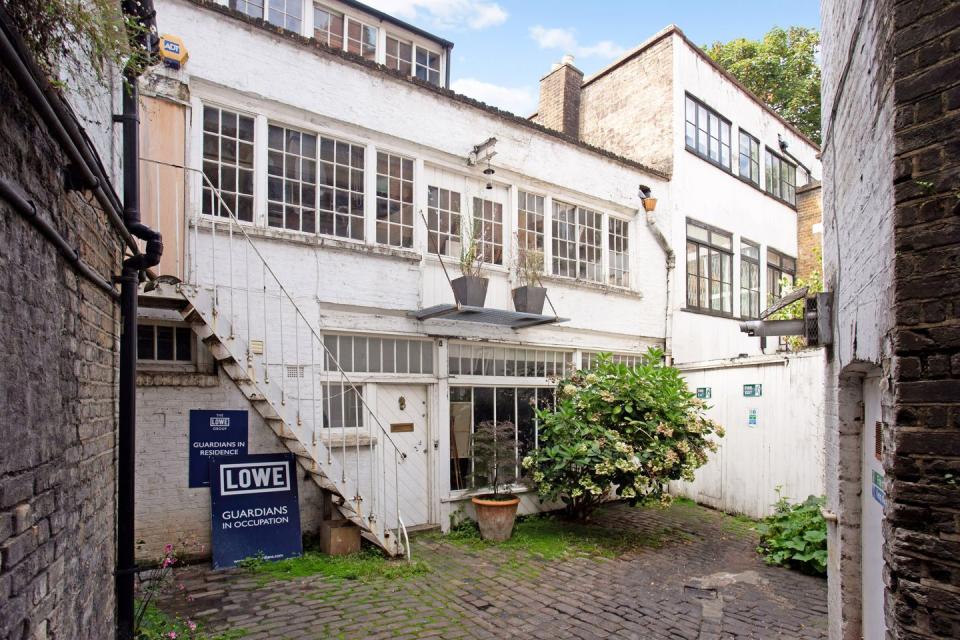 former coach house for sale, bloomsbury