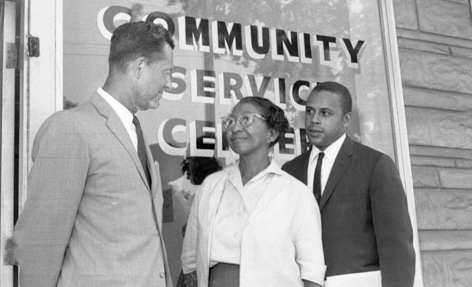 Program volunteers at the community service center in Tallahassee's Frenchtown neighborhood in 1967. It was Leon County's first neighborhood center in the poverty battle is now in operation in Frenchtown. The center, at 323 1/2 N. Macomb St., was sponsored by the Leon County-Tallahassee Community Action Program, Inc., without benefit of federal support. Funds were contributed by individual Tallahassee donors."