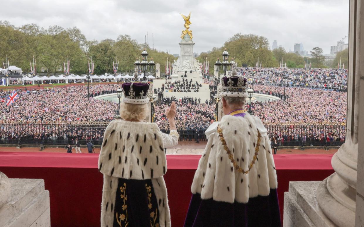 King and Queen on the Buckingham Palace balcony