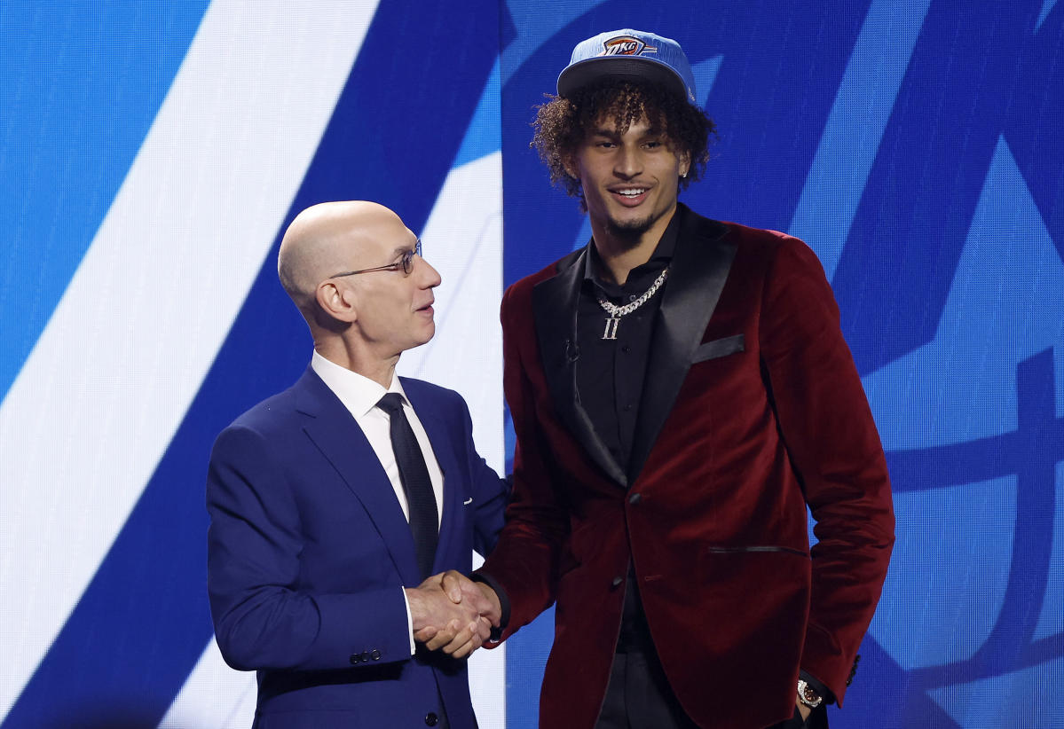 NBA Draft 2023: Dallas Mavericks trade out of No. 10, into multiple first-round  picks