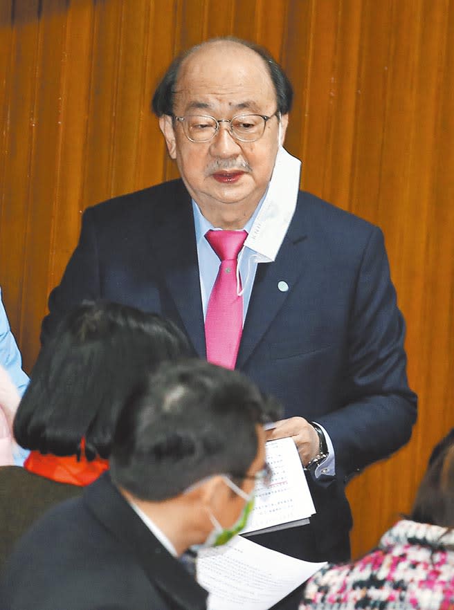 針對大新竹合併議題炒得火熱，新竹市長林智堅拋出不會參選大新竹市長，引發各界討論，民進黨立法院黨團總召柯建銘28日表示，講過的話會做到，林智堅只有一個工作，繼續推動縣市合併升格。（姚志平攝）