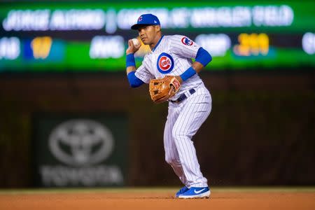 Addison Russell returns to boos at Wrigley Field while the Cubs