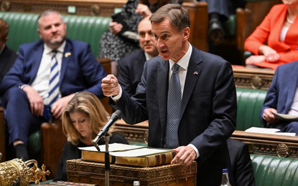  Britain's Chancellor of the Exchequer Jeremy Hunt, gives Autumn Statement at the House of Commons in London, Britain, November 17, 2022 - JESSICA TAYLOR/ REUTERS