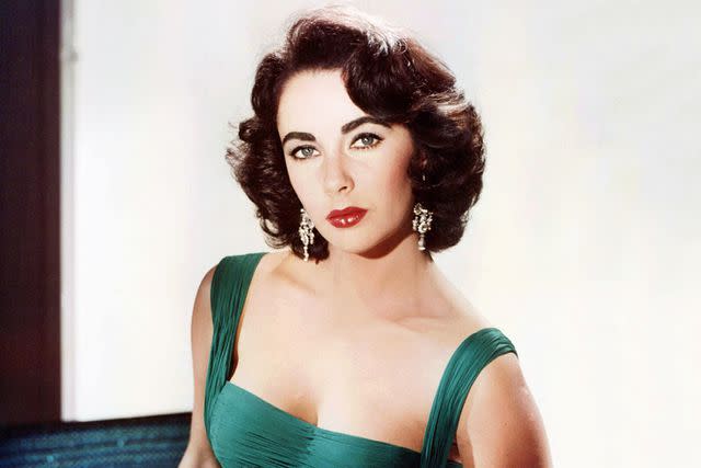 <p>Silver Screen Collection/Getty</p> Elizabeth Taylor in 1950