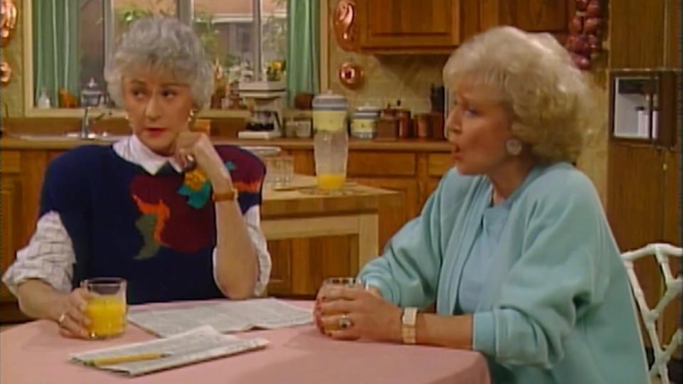 Bea Arthur as Dorothy Zbornak and Betty White as Rose Nylund in The Golden Girls episode 