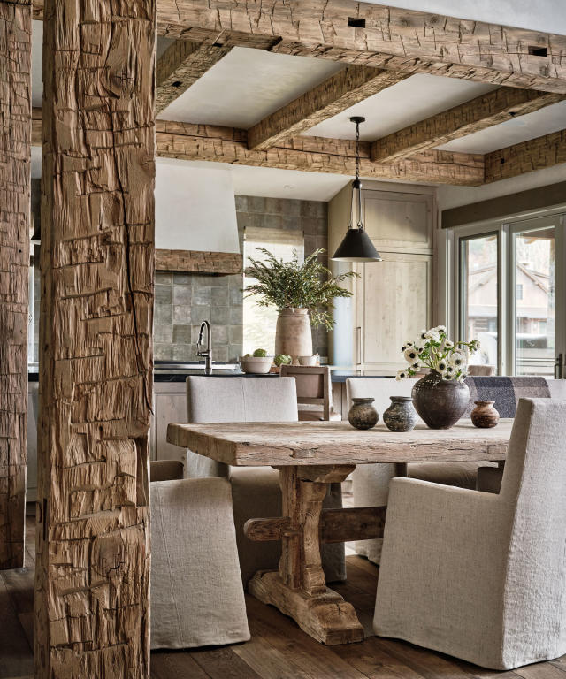 10 Farmhouse Decor Ideas That Exude Rustic Charm - Decorilla Online  Interior Design