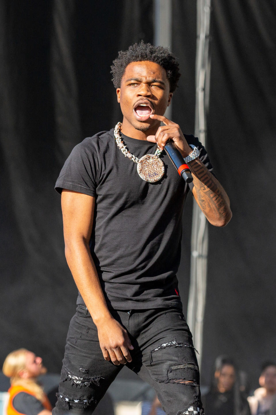 Roddy Ricch Accused Of Promethazine Abuse In Custody War