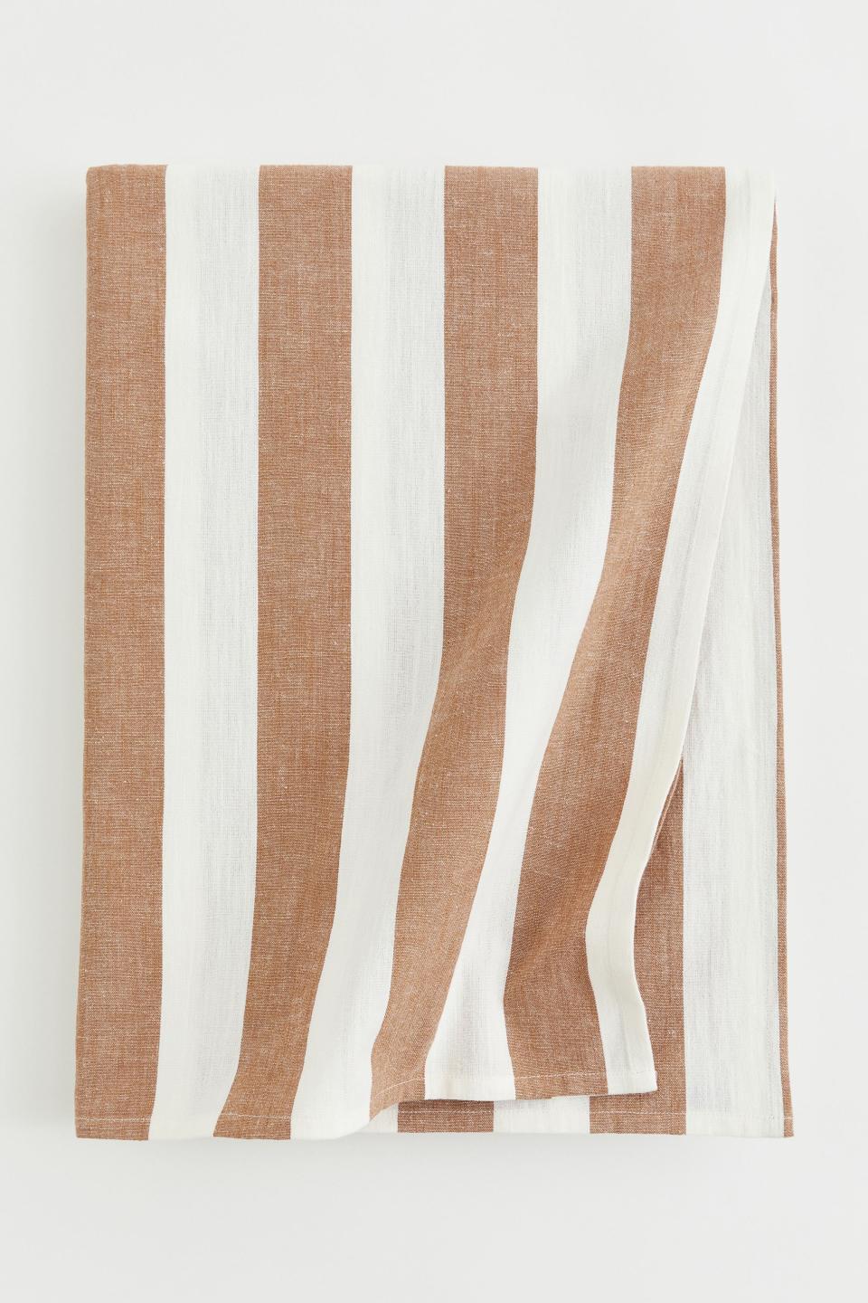 5) Striped Linen-blend Tablecloth