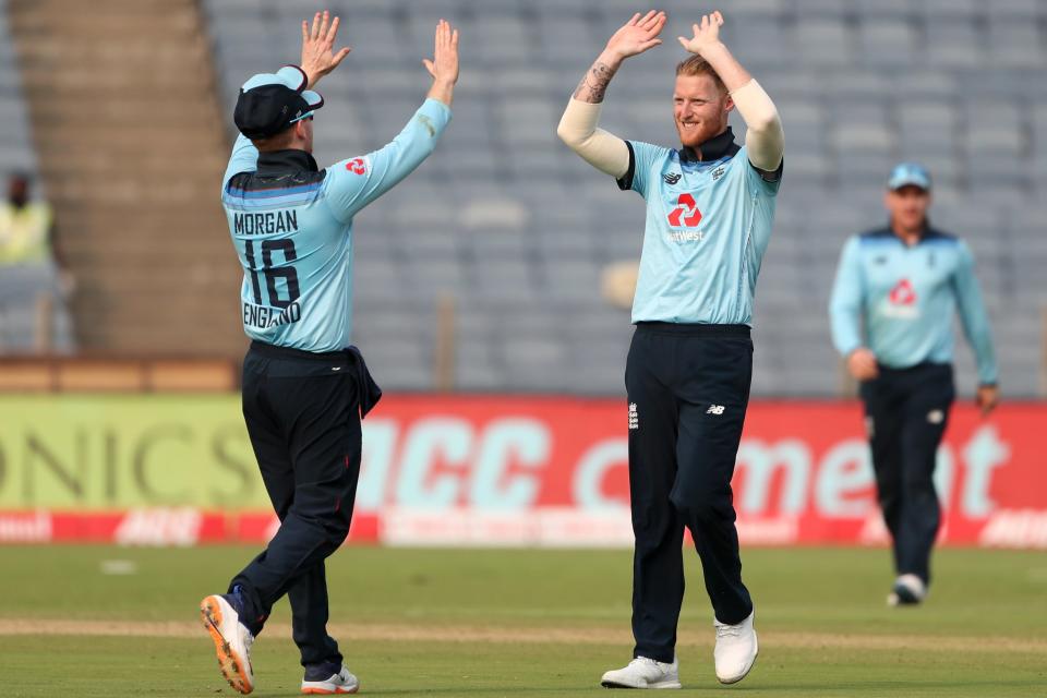 Ben Stokes and Eoin Morgan celebrate in India (Getty Images)