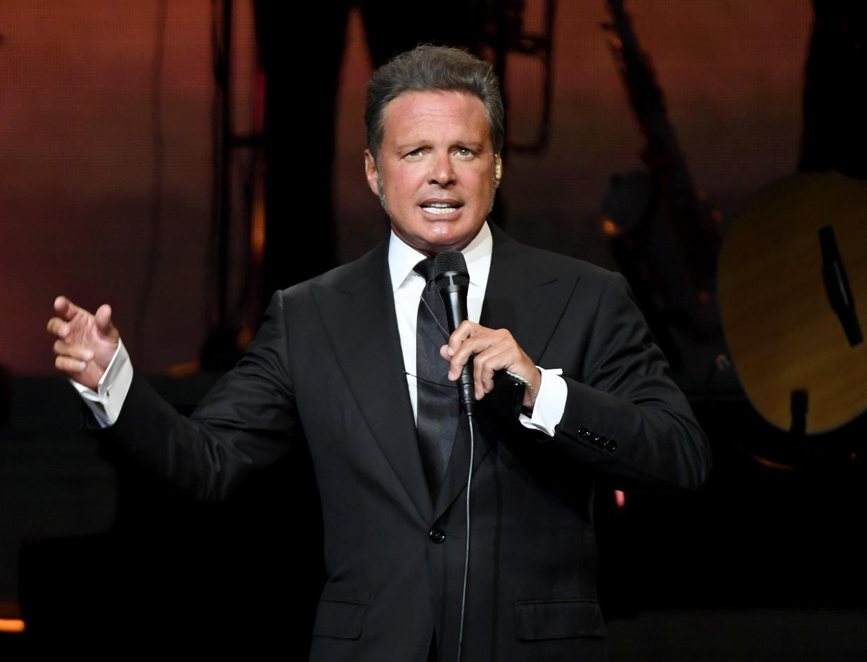 LAS VEGAS, NEVADA - SEPTEMBER 12:  Singer Luis Miguel performs on the first night of his four-date limited engagement at The Colosseum at Caesars Palace on September 12, 2019 in Las Vegas, Nevada.  (Photo by Ethan Miller/Getty Images)