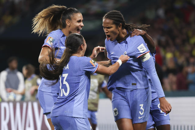 Marta heads into Brazil's final group game of Women's World Cup tearfully  reflecting on her legacy - ABC News