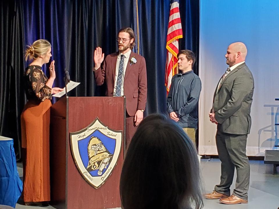 Matt Gerding is sworn in as Somersworth's new mayor during the city inauguration ceremony Thursday, Jan. 4, 2023 in the Black Box Theater at Somersworth High School's Career Technical Center.