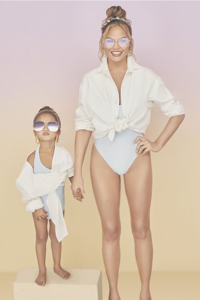 Chrissy Teigen and Luna | Quay Australia