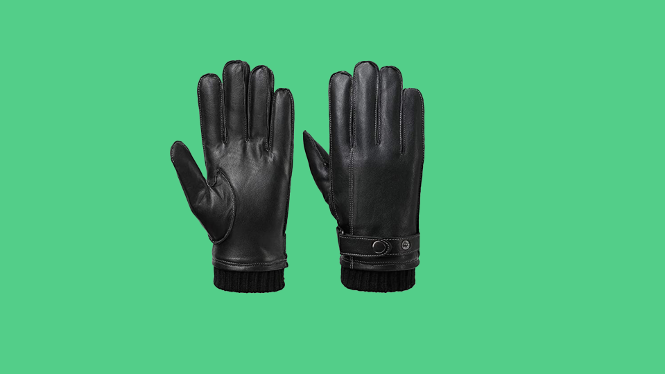 Last-minute winter essentials: Harrms full-hand touchscreen leather gloves