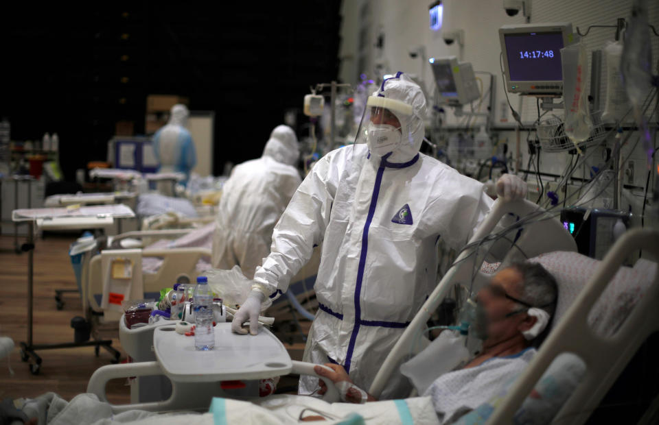 Israeli medical personnel tend to Covid-19 patients at the Ziv Medical Center (Jalaa Marey / AFP - Getty Images)