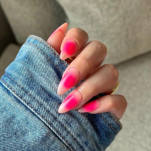 <p><a href="https://www.instagram.com/p/CuncohQvA96/?img_index=1" data-component="link" data-source="inlineLink" data-type="externalLink" data-ordinal="1">@disseynails</a> / Instagram</p>