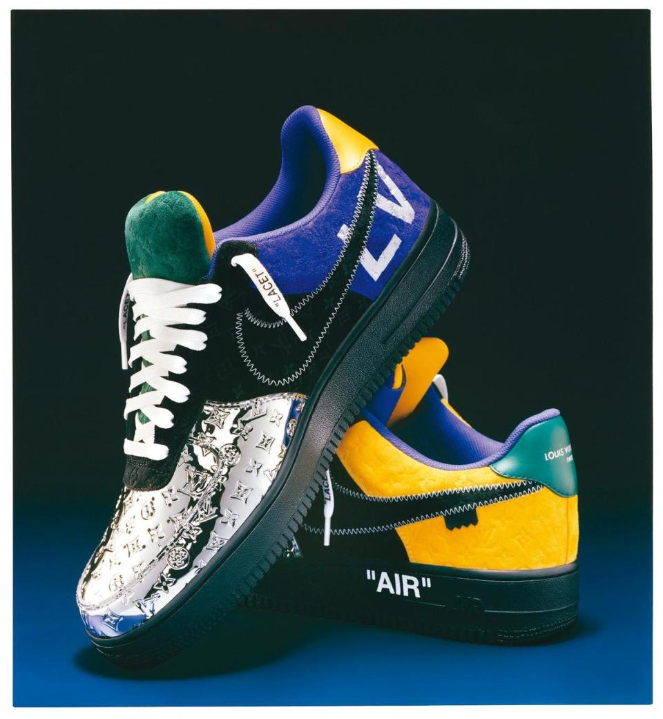 LOUIS VUITTON & NIKE「Air Force 1」 BY Virgil Abloh低筒球鞋。NT$91,500（路易威登提供）