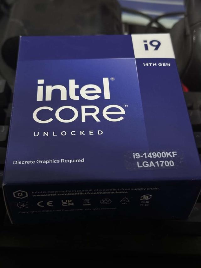 Packaging Pictured: Intel Core i9-14900K Comes in This Box