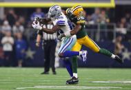 <p>Dez Bryant #88 of the Dallas Cowboys catches a pass for a first down during the third quarter against the Green Bay Packers in the NFC Divisional Playoff game at AT&T Stadium on January 15, 2017 in Arlington, Texas. (Photo by Tom Pennington/Getty Images) </p>