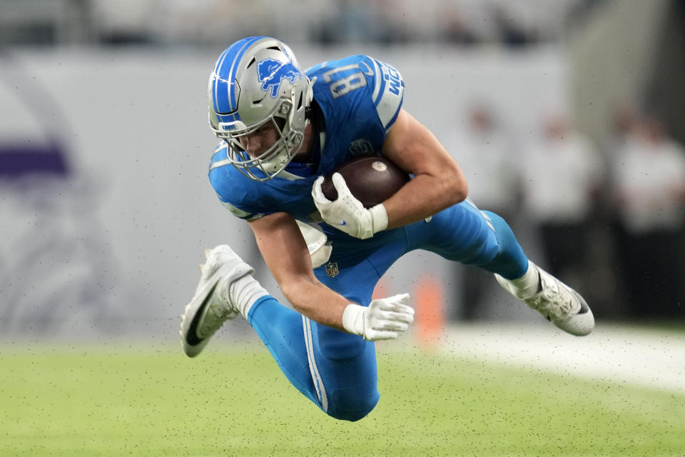 Detroit Lions tight end Sam LaPorta (87) catches a pass during the second half of an NFL football game against the Minnesota Vikings, Sunday, Dec. 24, 2023, in Minneapolis. The Lions won 30-24. (AP Photo/Abbie Parr)