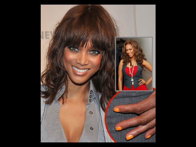 <b>Chipped Nail Colour</b><br>See how super stylish, Tyra Banks, presenter and judge of America's Next Top Model, got caught for not taking care of her trendy orange nails. No matter how good your manicure might look but chipped nail colour for any public appearances is a big no-no.<br><b>Fix The Blunder:</b> Get your manicure done on time to avoid this mistake. Also, apply a base coat and a top coat to make the nail colour last longer. Best fix is that whenever you notice your nail colour is chipping, remove it immediately.