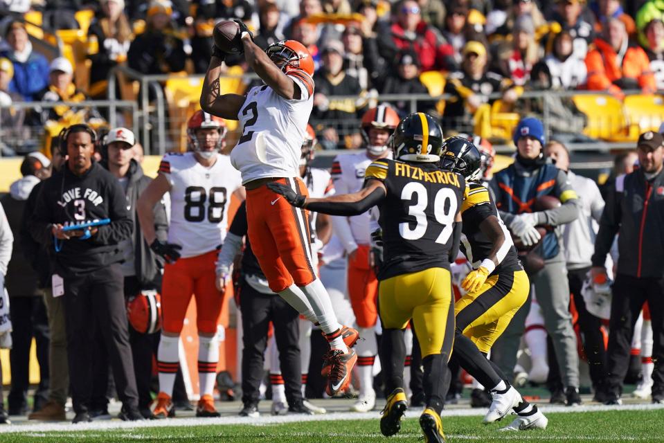 Browns wide receiver Amari Cooper catches a pass during the first half in Pittsburgh, Sunday, Jan. 8, 2023.