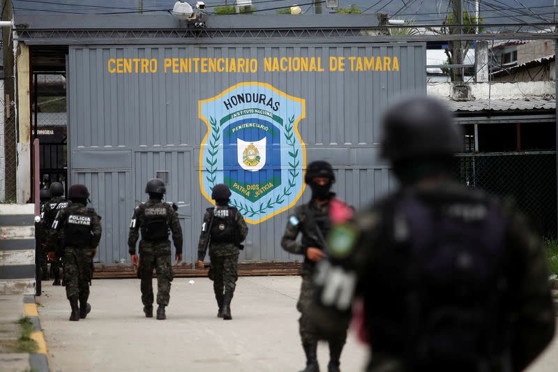 Honduras Armed Forces take control of Tamara prison, on the outskirts of Tegucigalpa