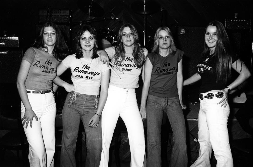 Jackie Fox, Joan Jett, Sandy West, Cherie Currie and Lita Ford  the Runaways in 1976. (Photo: Michael Ochs Archives/Getty Images)