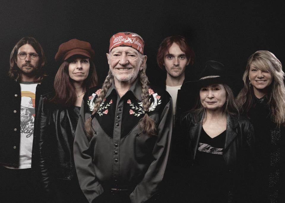 The new "Willie Nelson Family" album features (L-R) Lukas, Amy, Willie, Micah, Bobbie and Paula Nelson.