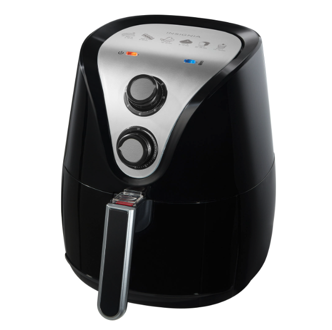 Insignia Air Fryer - 3.2L/3.38QT. Image via Best Buy Canada.