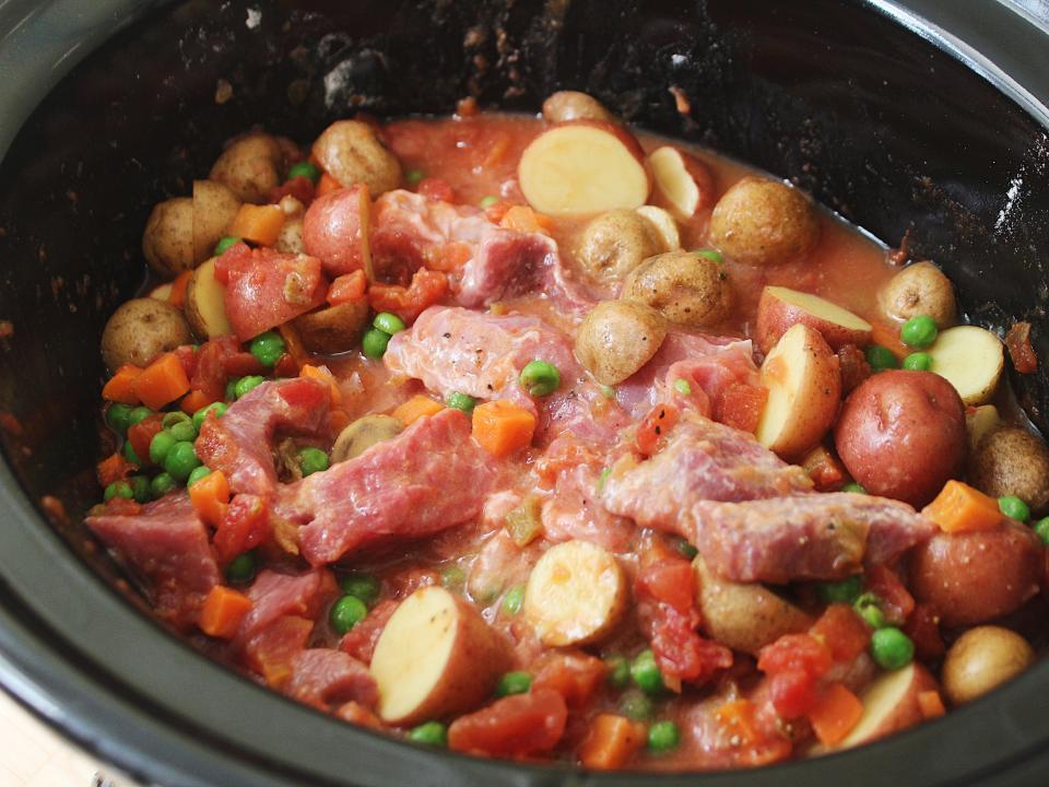 martha stewart recipe for beef stew in a silver crock pot