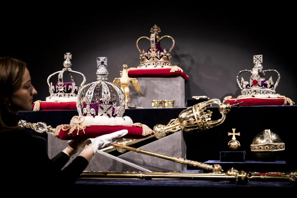 LONDON, ENGLAND - JANUARY 11:  One of the replica sets of the British Crown Jewels made in honour of the Coronation of Queen Elizabeth II in 1953 (est. £5000- 7000) goes on view at Sotheby's on January 11, 2018 in London, England. It will be auctioned in the Of Royal And Noble Descent sale at Sotheby's London on the 17th January 2018.  (Photo by Tristan Fewings/Getty Images for Sotheby's)