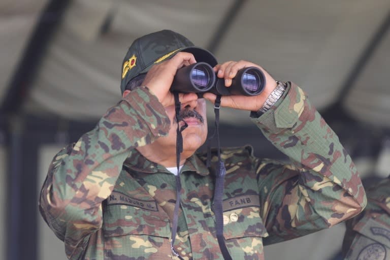 El presidente de Venezuela, Nicolás Maduro, durante un ejercicio militar en el estado de Cojedes, el 3 de mayo de 2024 (MARCELO GARCÍA)