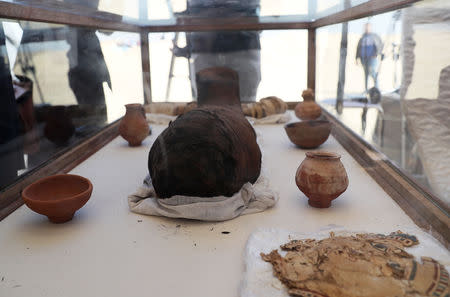 Artifacts are displayed during the presentation of a new discovery at Tuna el-Gebel archaeological site in Minya Governorate, Egypt, February 2, 2019. REUTERS/Amr Abdallah Dalsh