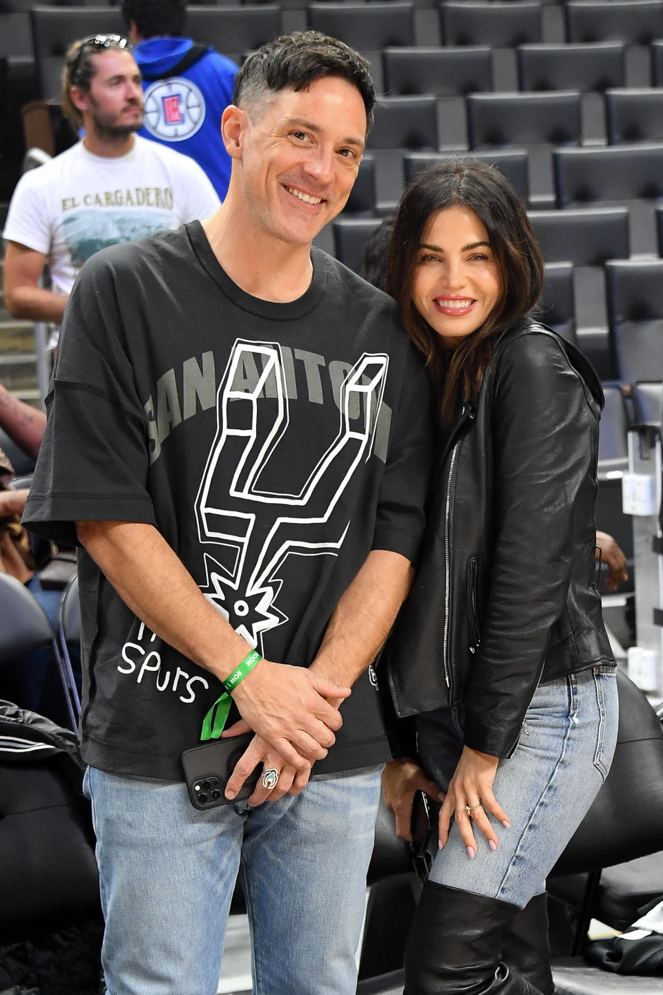 LOS ANGELES, CALIFORNIA - OCTOBER 29: Jenna Dewan (R) and Steve Kazee attend a basketball game between the Los Angeles Clippers and the San Antonio Spurs at Crypto.com Arena on October 29, 2023 in Los Angeles, California. NOTE TO USER: User expressly acknowledges and agrees that, by downloading and or using this photograph, User is consenting to the terms and conditions of the Getty Images License Agreement. (Photo by Allen Berezovsky/Getty Images)