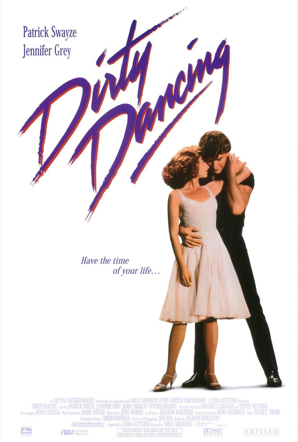 La película, que recaudó casi 214 millones de dólares en todo el mundo, también llegó al teatro y tuvo su propia secuela, aunque ésta no funcionó. En la actualidad todavía sigue parado el remake de ‘Dirty Dancing’ con Kenny Ortega como director. No sabemos si también se ocuparía de las coreografías como hizo en la versión original. (Foto: Great American Films Limited Partnership / Vestron Pictures).