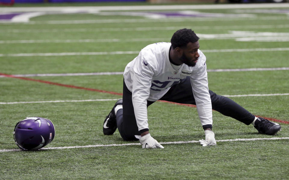 It’s not a stretch to call Latavius Murray a must-start in Week 3 (AP Photo/Jim Mone)