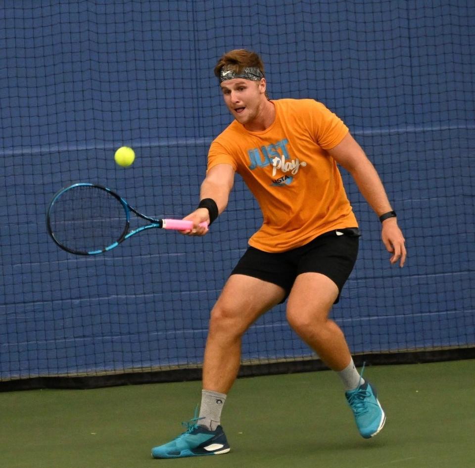 Justin Csepe wins semifinal and championship matches in a span of four hours and 30 minutes to become the men's singles champ in the 90th News Journal Tennis Tournament.