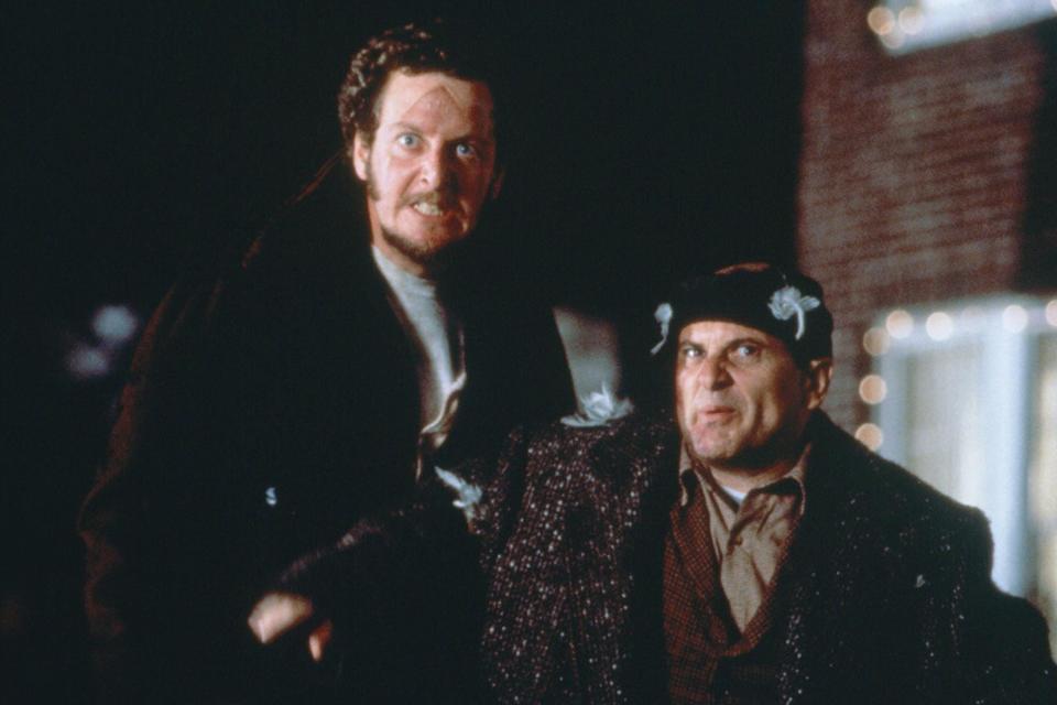 Daniel Stern and Joe Pesci in a scene from "Home Alone."