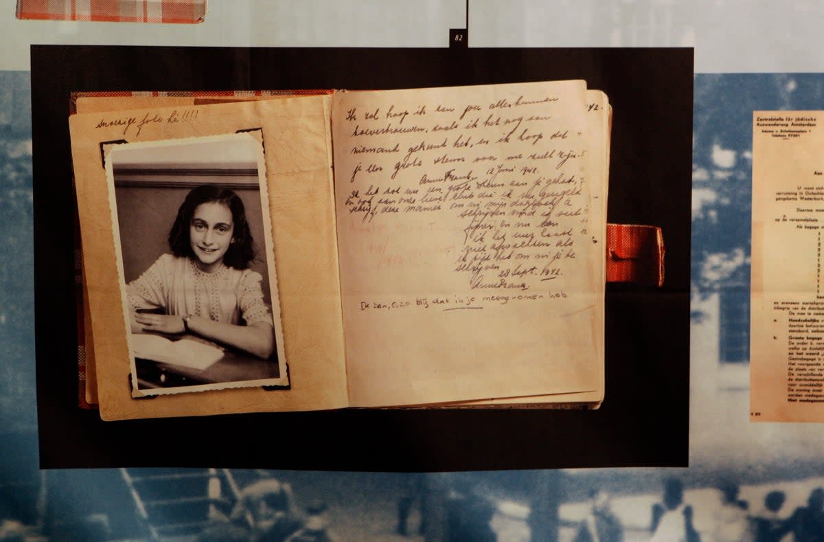 A photo of Anne Frank and her diary  (AP2009)