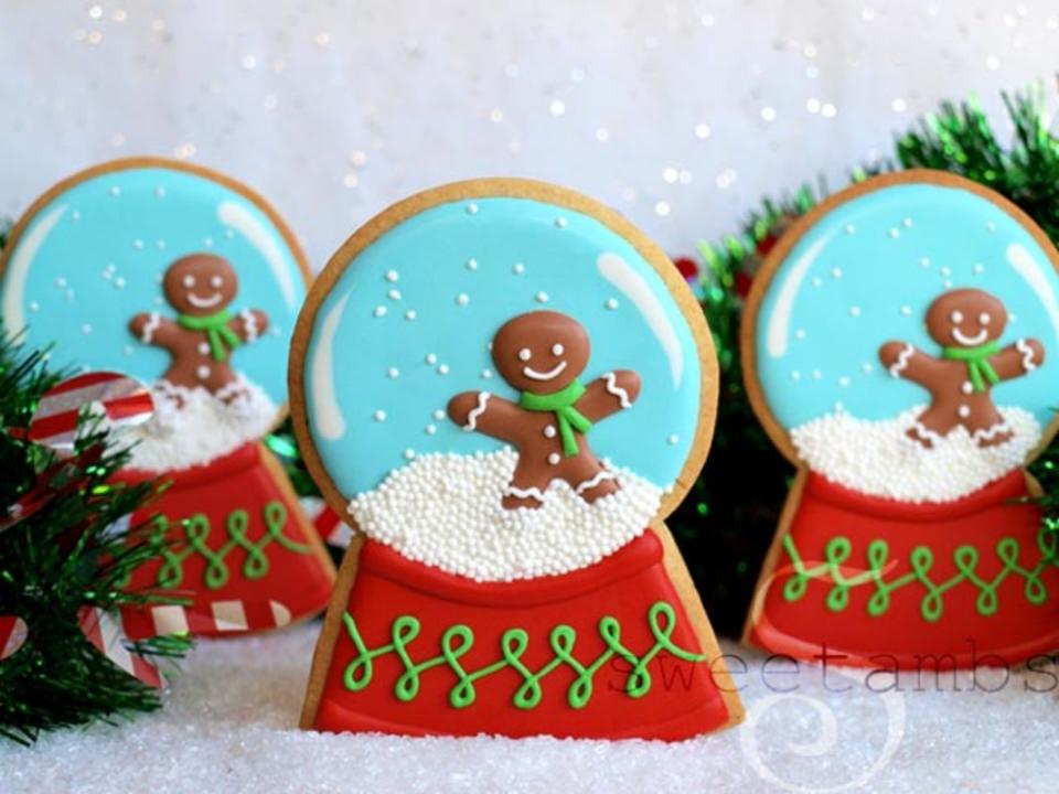 <p>SweetAmbs</p><p>A winter wonderland you can eat.</p><p><strong>Get the recipe: <a href="https://www.sweetambs.com/tutorial/how-to-decorate-snow-globe-cookies/" rel="nofollow noopener" target="_blank" data-ylk="slk:Snowglobe Cookies;elm:context_link;itc:0;sec:content-canvas" class="link ">Snowglobe Cookies</a></strong></p>