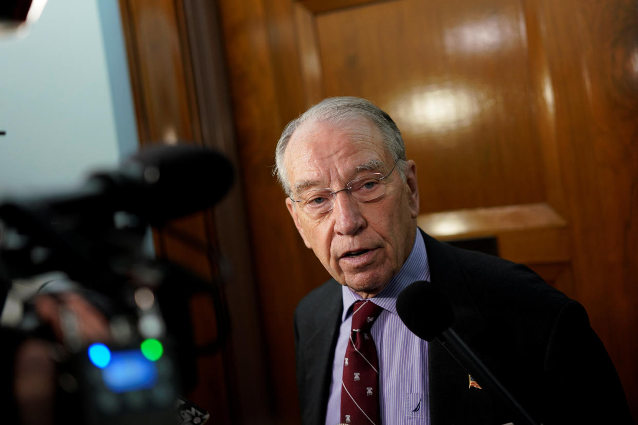 Nothing to see here. Just pushing through some <i>lifetime judicial nominees while everybody is gone.</i> (Photo: Aaron Bernstein / Reuters)