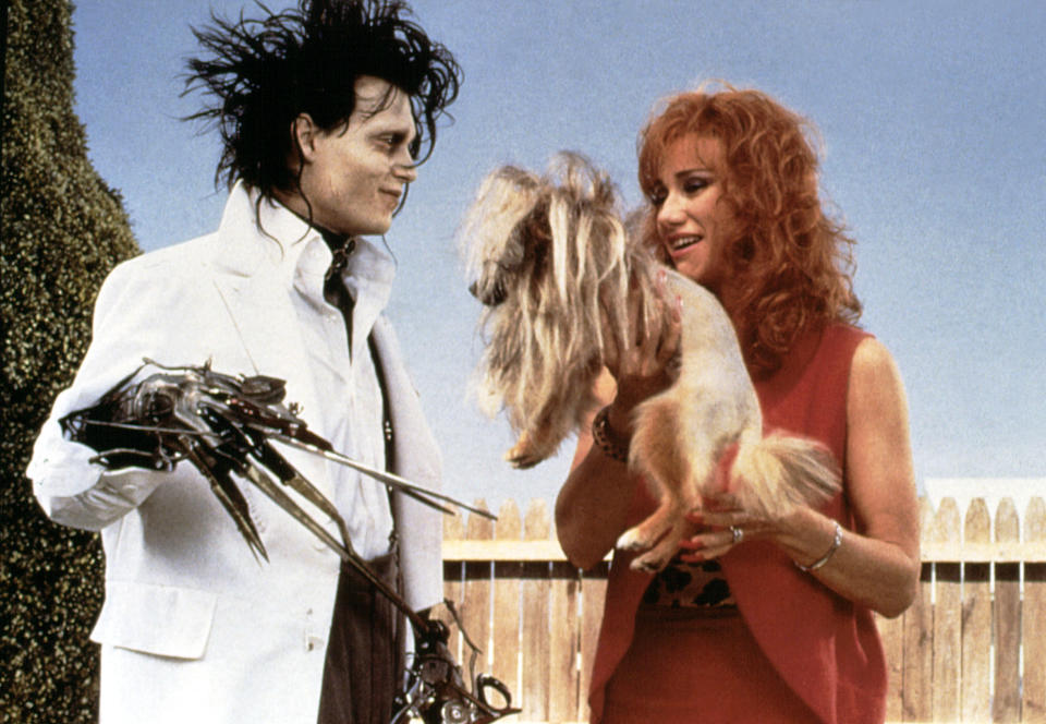 EDWARD SCISSORHANDS, Johnny Depp, Kathy Baker, 1990. TM and Copyright (c) 20th Century Fox Film Corp. All rights reserved.Courtesy: Everett Collection"