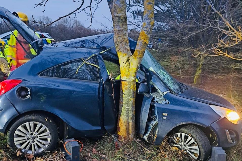 The car crashed in Highworth just outside of Swindon. i(Image: Wiltshire Police)/i