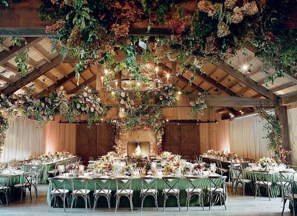 The Most Festive Decor Ideas for Your Winter Wedding