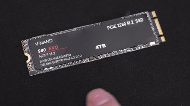 Fake Samsung SSDs Found at Etailer, Then Benchmarked