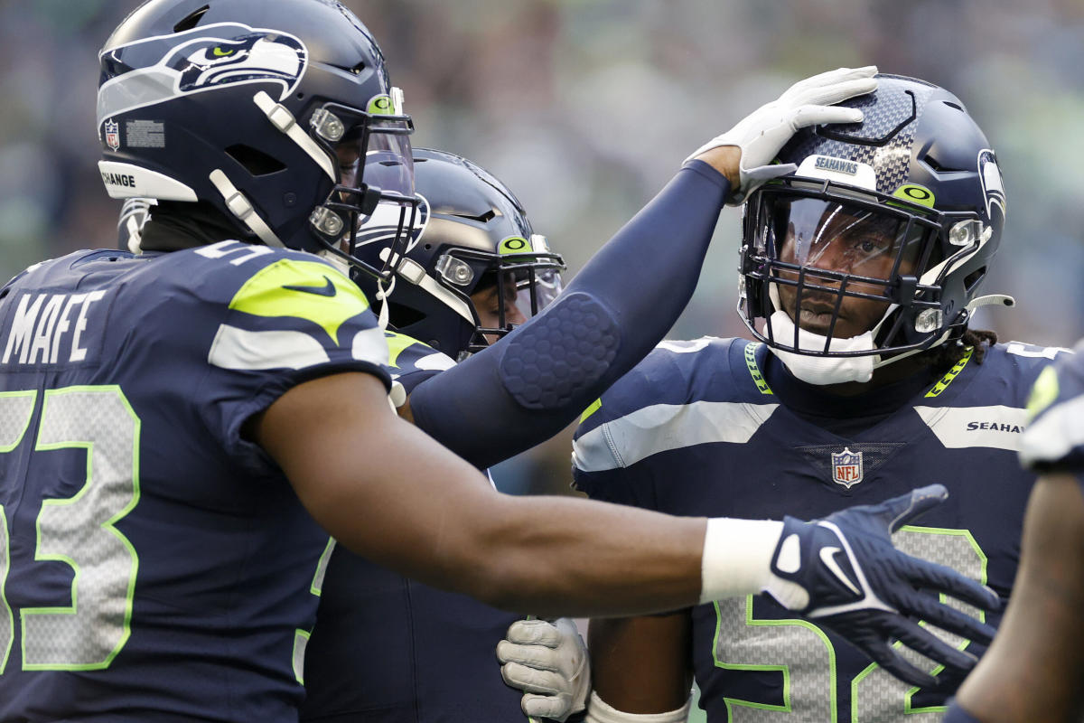 Winless Panthers hurt themselves with penalties vs. Seahawks