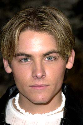 Kevin Zegers at the Universal Amphitheatre premiere of Universal's Dr. Seuss' How The Grinch Stole Christmas