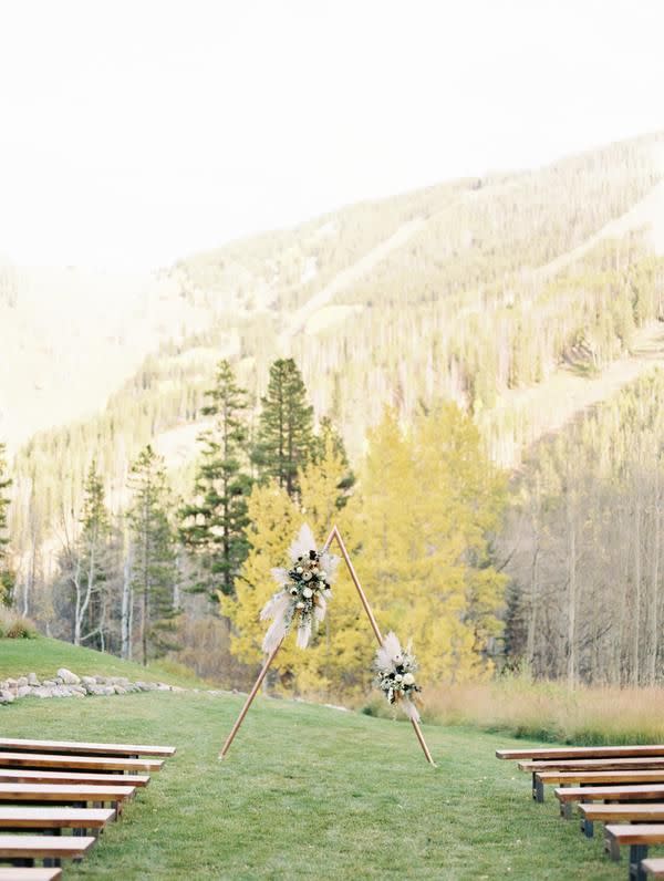 Fall Wedding Theme: Golden Mountainside